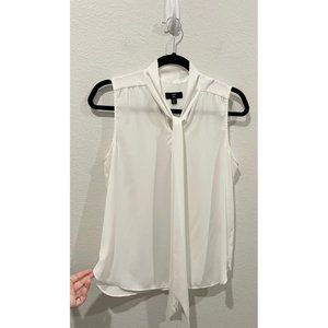 J. CREW 365 White V-Neck Sleeveless Blouse